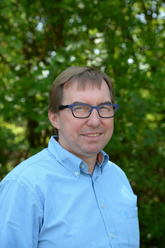 Portraitaufnahme von Prof. Hansjörg Scherberger. Foto: Karin Tilch